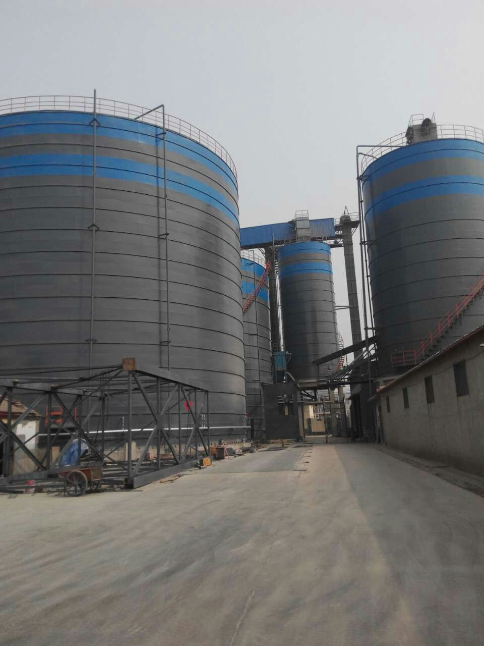 孙吴粉煤灰储存库基础怎么建造